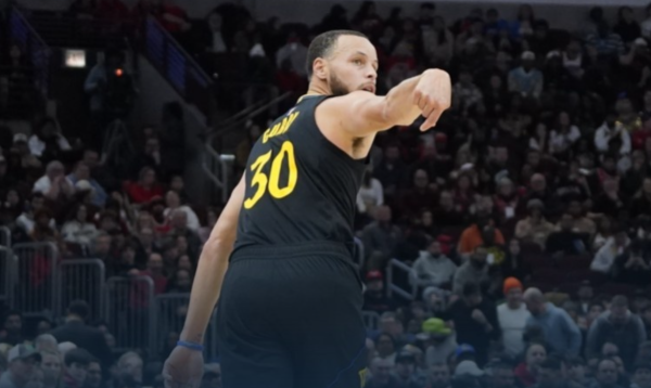 冠达管理 NBA-库里38+6 巴特勒20+9 勇士战胜雄鹿
